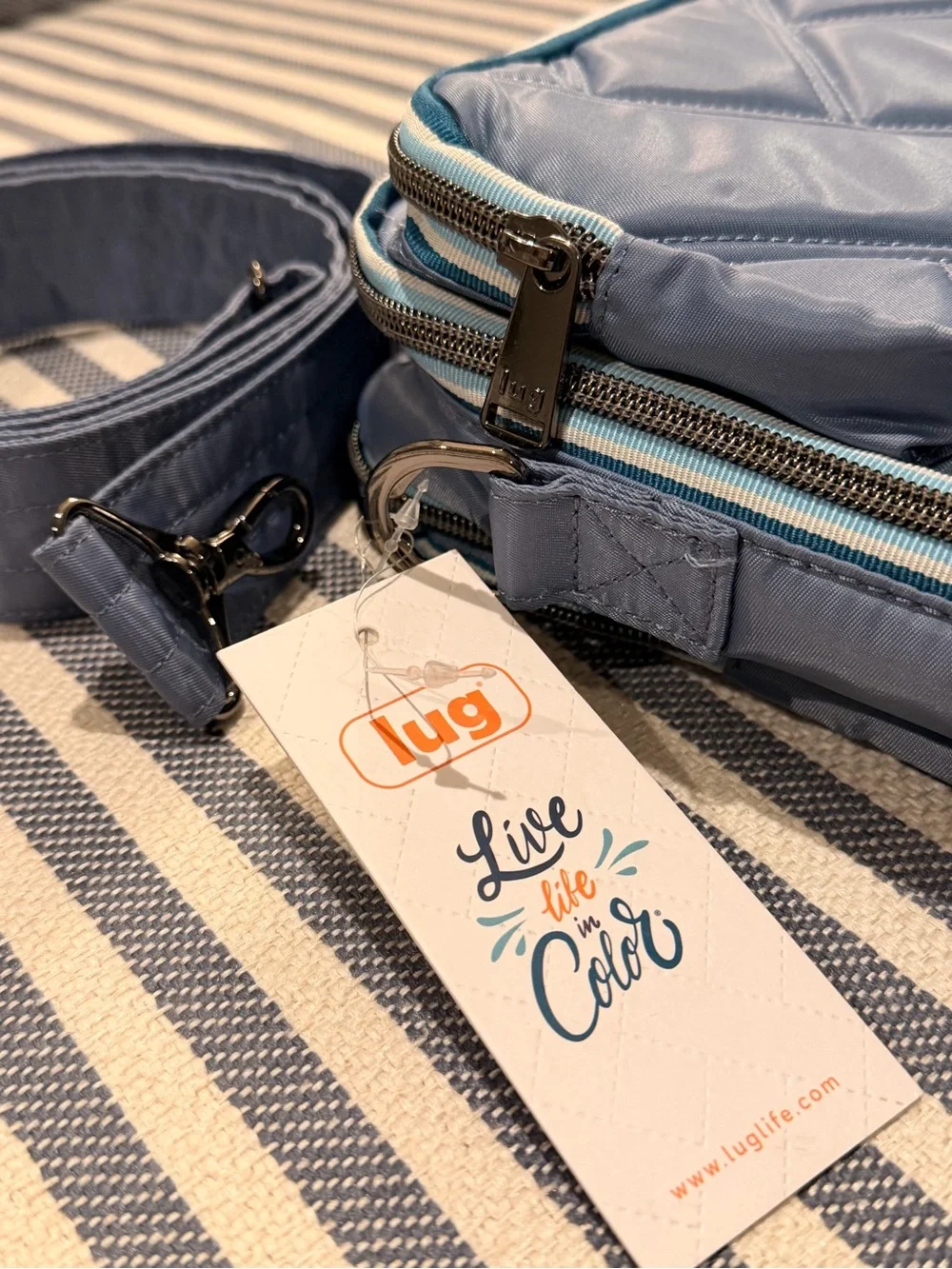 LUG Blue Moon/IcePop/Aloha Teal Quilted Light Blue Cute Messenger Crossbody 💙💙💙